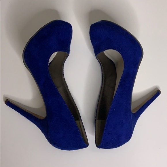 M Michael Antonio Blue Faux Suede Round toe heels pumps women’s 6.5 - Picture 5 of 8